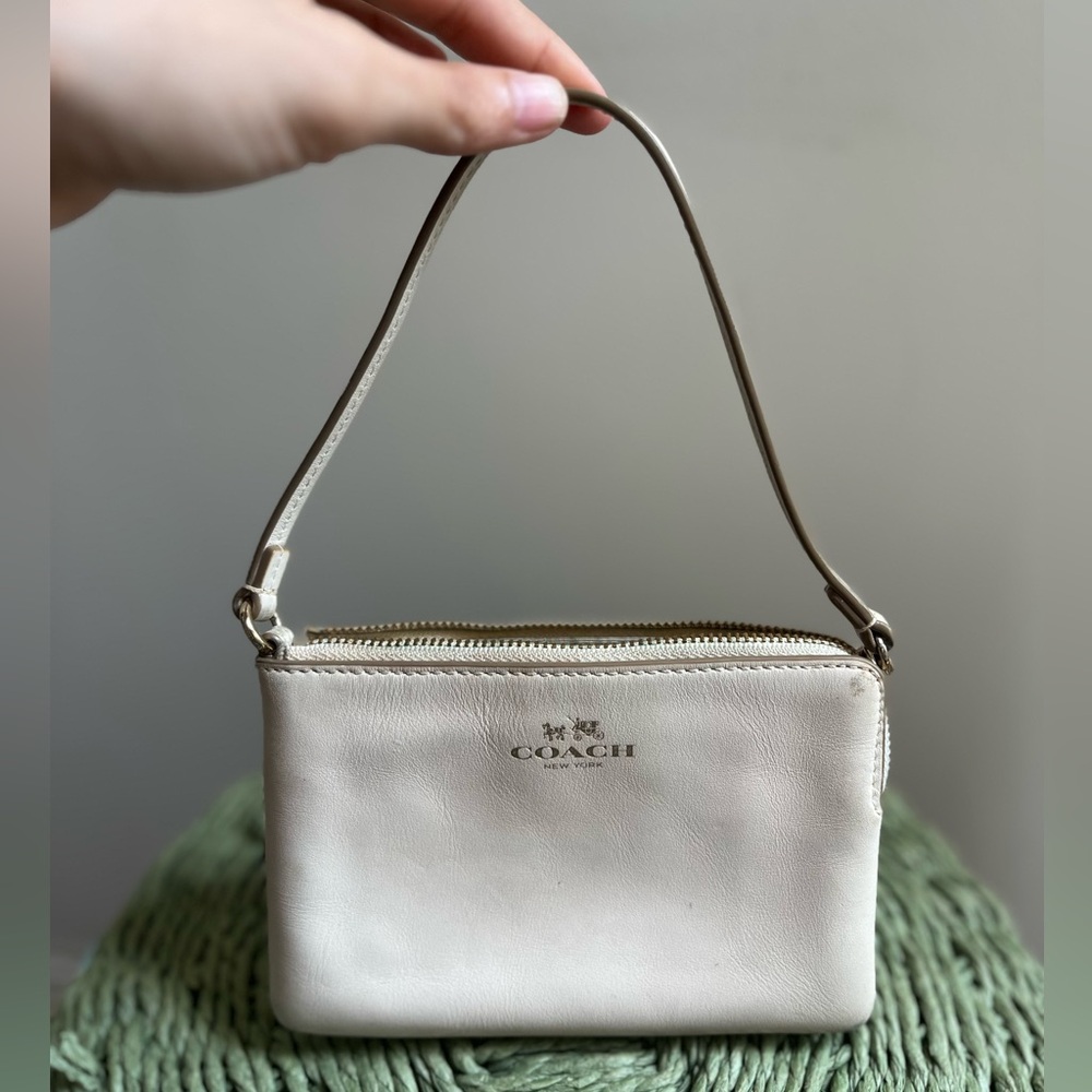 COACH Small Wristlet Wallet